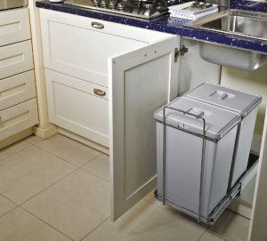 PATTUMIERA ESTRAIBILE per BASE ANGOLO 105cm CUCINA; ECOLOGICA Secchi  2x15+2x6L