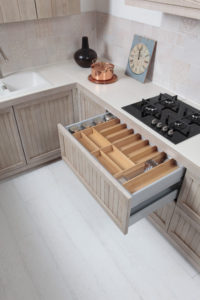 CUTLERYTRAY for KITCHEN DRAWER Solid Beech, Gloss White finish; module 60cm